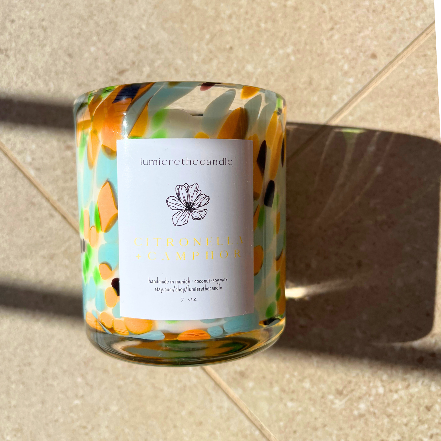 citronella camphor kerze sojawachs lumierethecandle mückenabwehr sommer kerze gartenkerze